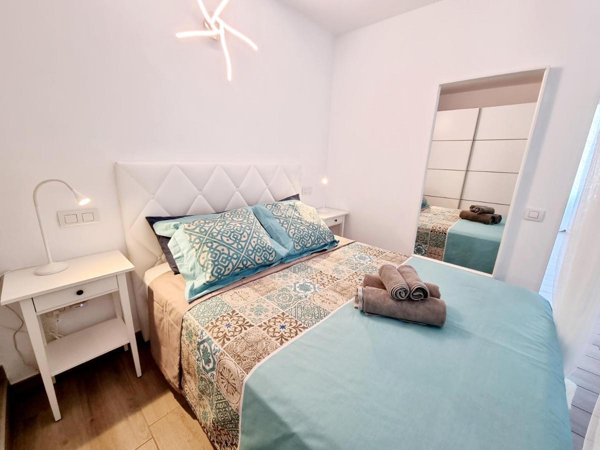 Apartamento Norma 8 Playa Roca Коста Тегисе Екстериор снимка