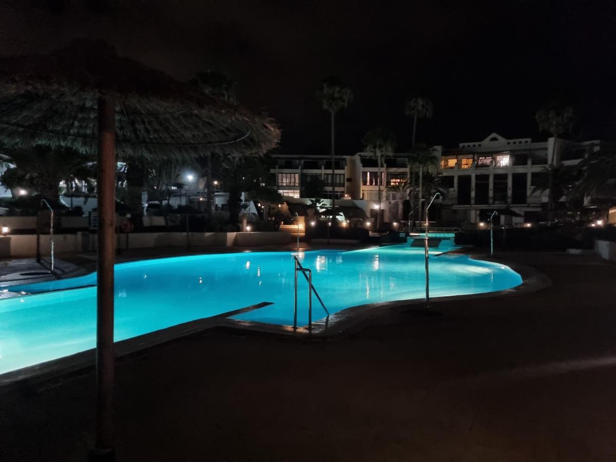 Apartamento Norma 8 Playa Roca Коста Тегисе Екстериор снимка